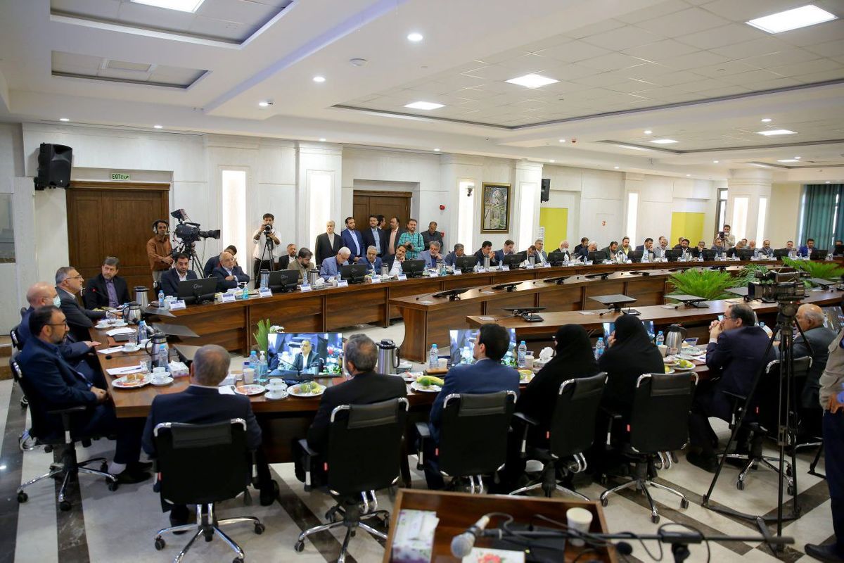 حضور شهردار ارومیه در یکصد و چهاردهمین جلسه شورای شهرداران پایتخت ایران